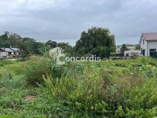 Terrain constructible viabilisé à vendre 49 500 € 490 m² de terrain Thierville-sur-Meuse 55840