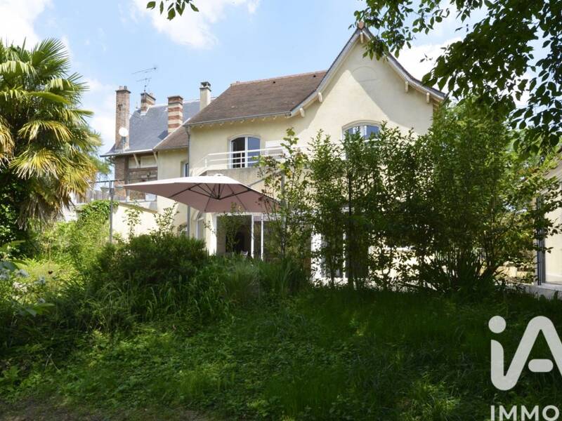 Maison à vendre, 498m², SAINT MAUR DES FOSSES