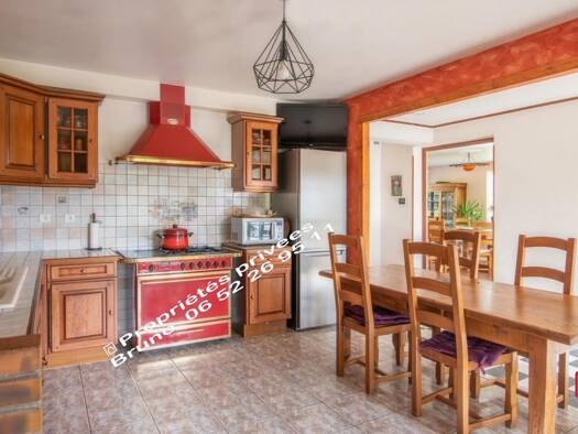 Maison à vendre 299 900 € 7 pièces 5 chambres 215 m² 2 093 m² de terrain Montazels 11190