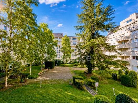 Appartement à vendre 140 000 € 5 pièces 1 chambre 49 m² 1er étage Centre Est Épernay 51200