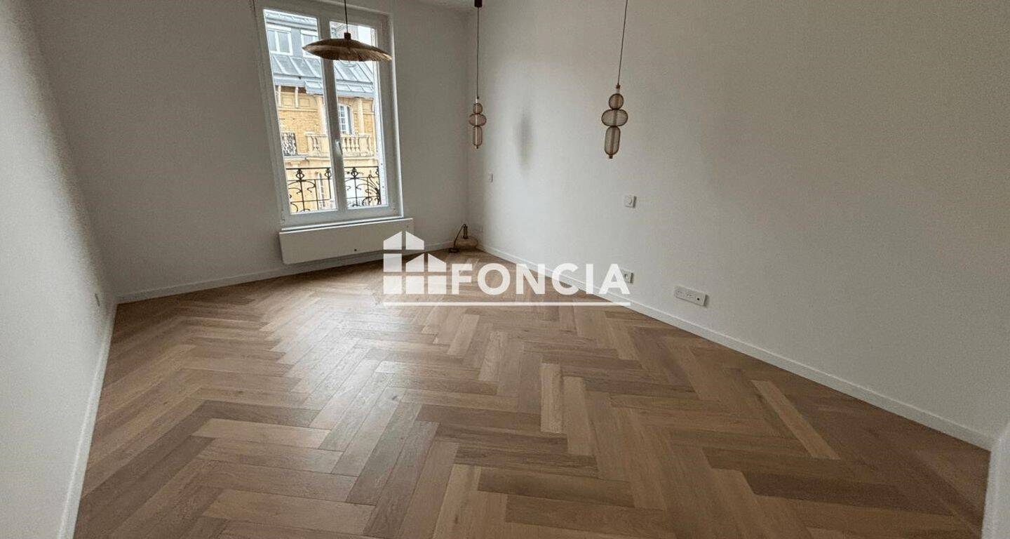 Maison à louer, 47m², SAINT MAUR DES FOSSES