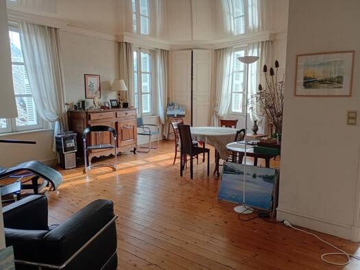 Immeuble à vendre 238 000 € 155 m² Monnaie 37380