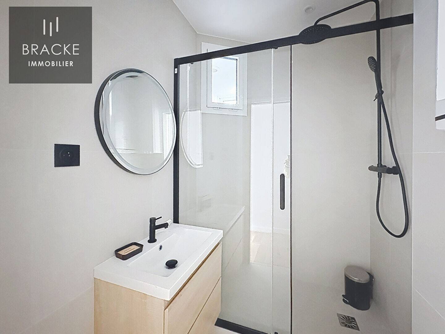 Maison à louer, 32m², COURBEVOIE