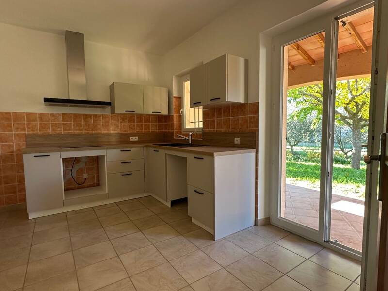 Maison à louer, 109m², MARSEILLE 13E