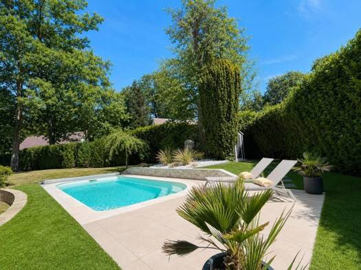 Maison à vendre 795 000 € 7 pièces 6 chambres 250 m² 1 048 m² de terrain Romanie Les Essarts-le-Roi 78690