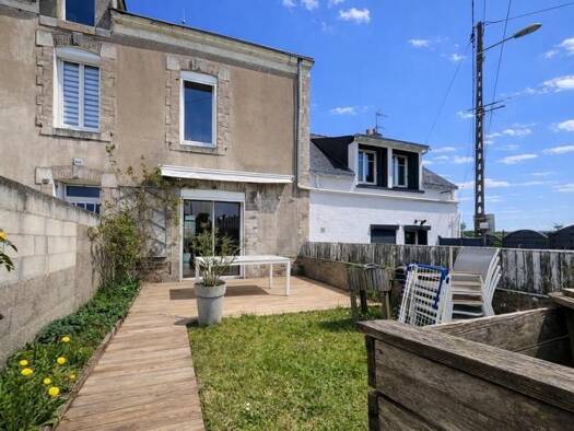 Maison à louer 1 015 € 4 pièces 3 chambres 77,6 m² Hôtel de Ville Couëron 44220