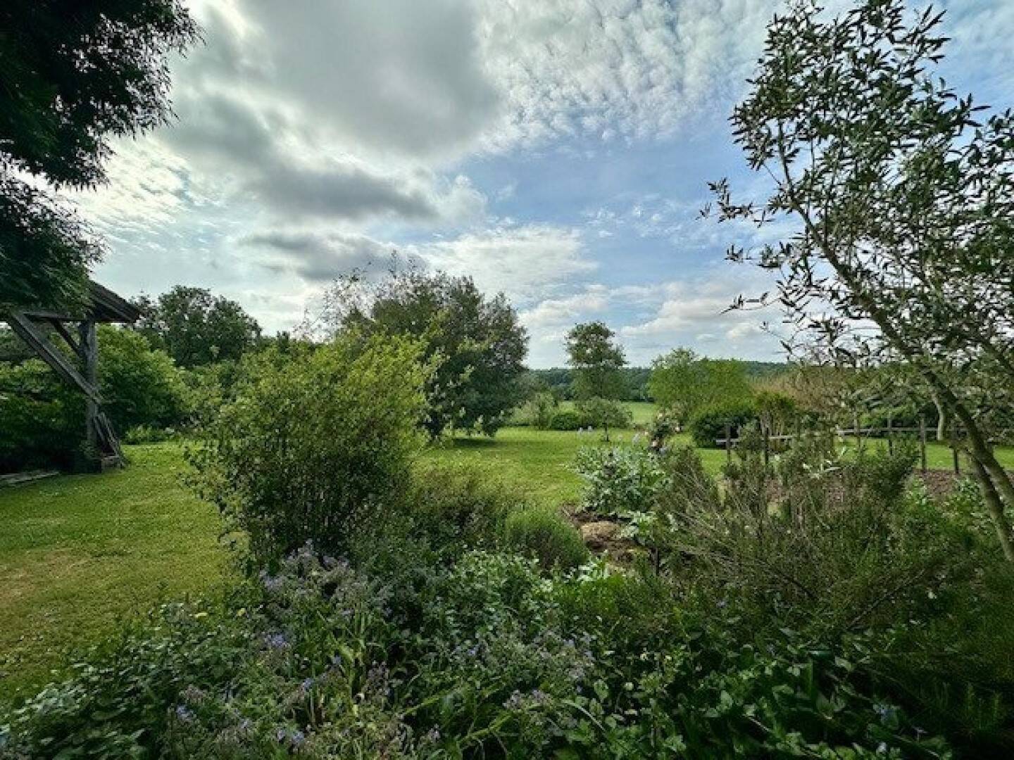 Maison à vendre, 325m², SAINTE FOY DE PEYROLIERES