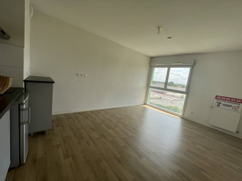 Maison à louer, 27m², LORMONT