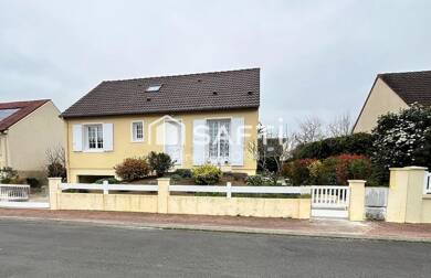 Maison à vendre 178 500 € 5 pièces 4 chambres 90 m² 449 m² de terrain Le Pré Sable-sur-Sarthe 72300