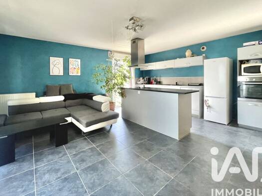 Appartement à vendre 110 000 € 3 pièces 2 chambres 65,75 m² Étage 1/2 Abry Grenoble 38100