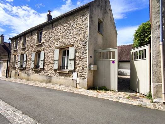 Maison à vendre 590 000 € 5 pièces 3 chambres 153 m² 668 m² de terrain Senlis 60300