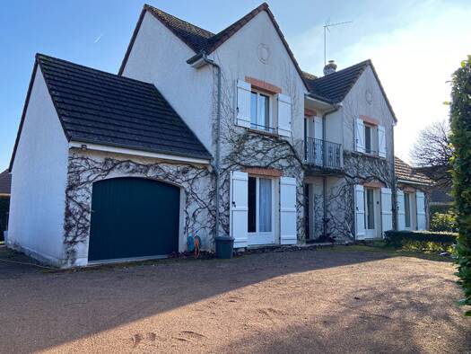 Maison de plain-pied à vendre 262 000 € 7 pièces 5 chambres 160 m² 907 m² de terrain Coulanges les Nevers 58660