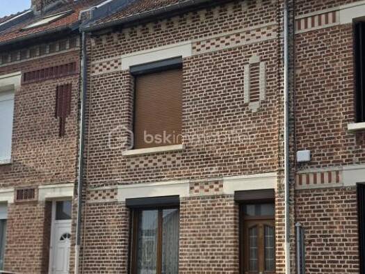 Maison de ville à vendre 169 900 € 4 pièces 2 chambres 90 m² 60 m² de terrain Sud Est Amiens 80000
