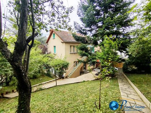 Duplex à vendre 242 000 € 4 pièces 2 chambres 105 m² 1er étage St Priest en Jarez 42270