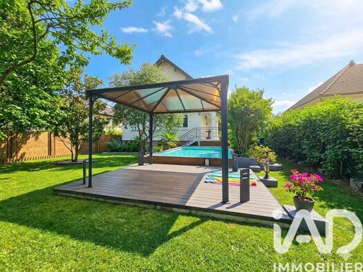 Maison à vendre 468 200 € 6 pièces 4 chambres 163 m² 571 m² de terrain Carouge Joncs Marins Brétigny-sur-Orge 91220