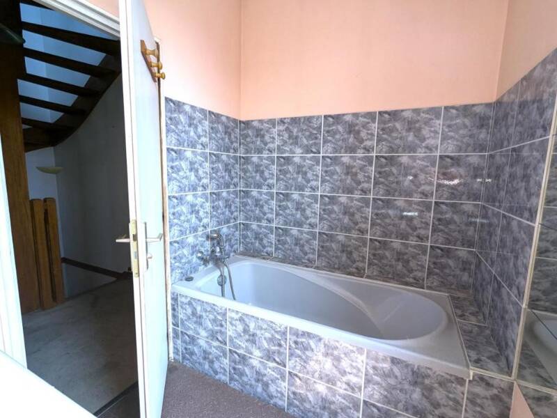 Maison à vendre, 0m², NANTES