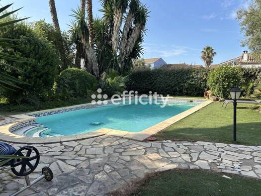 Maison à vendre 687 000 € 6 pièces 5 chambres 176 m² 906 m² de terrain Etangs et Plages Marseillan 34340