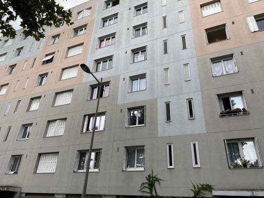 Appartement à louer 630 € 3 pièces 2 chambres 70 m² 4ème étage La Gauthiere Clermont-Ferrand 63100