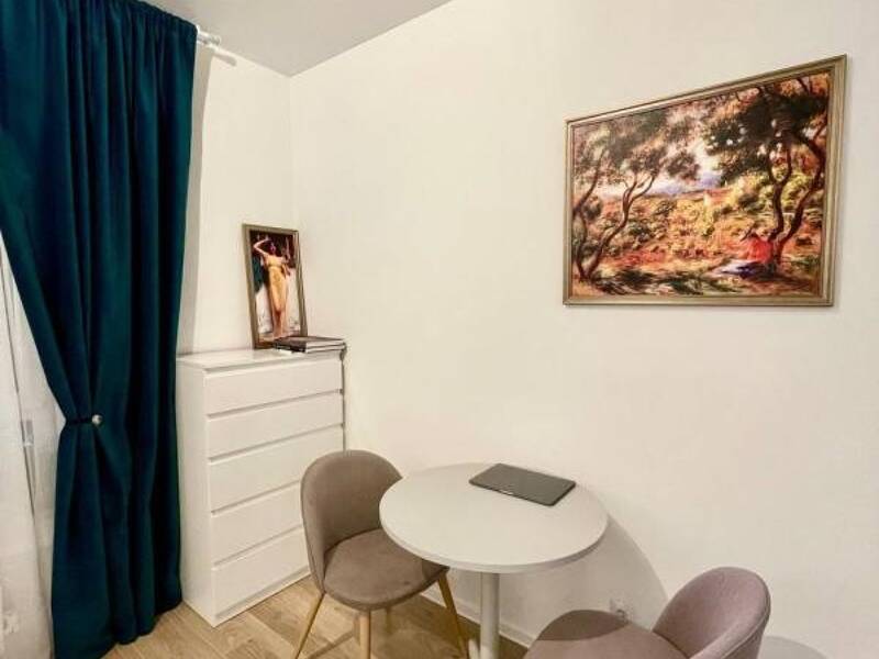 Maison à louer, 19m², PARIS 16E