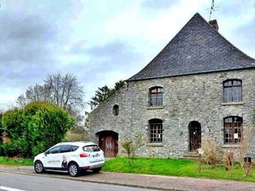 Maison à vendre 116 000 € 7 pièces 3 chambres 197 m² 1 668 m² de terrain Féron 59610