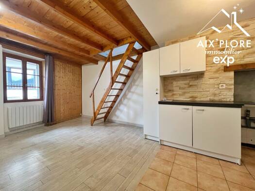 Duplex à vendre 119 000 € 3 pièces 1 chambre 49,33 m² RDC/3 Bissy Chambéry 73000