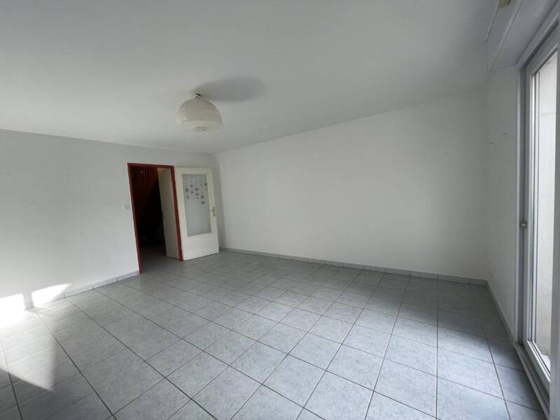 Maison à louer, 65m², MEUCON