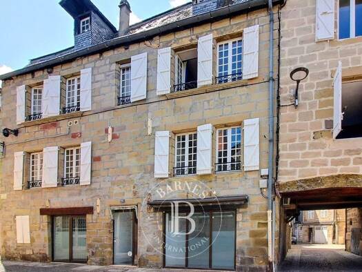 Maison de ville à vendre 491 400 € 7 pièces 5 chambres 230 m² Arsonval Brive-la-Gaillarde 19100