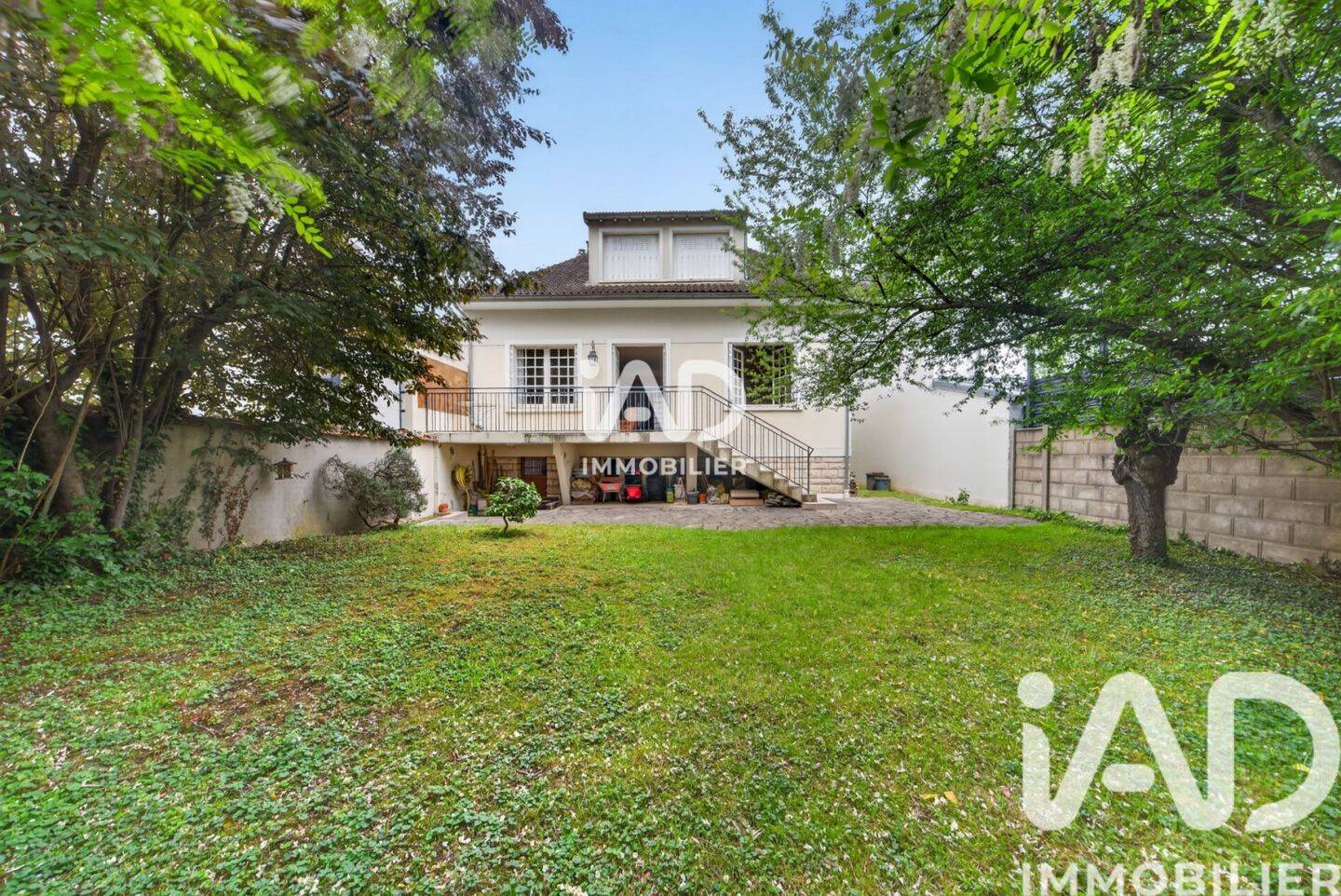 Maison à vendre, 191m², SAINT MAUR DES FOSSES