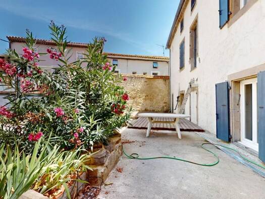 Maison à vendre 279 900 € 7 pièces 6 chambres 166 m² 440 m² de terrain Conilhac-Corbières 11200