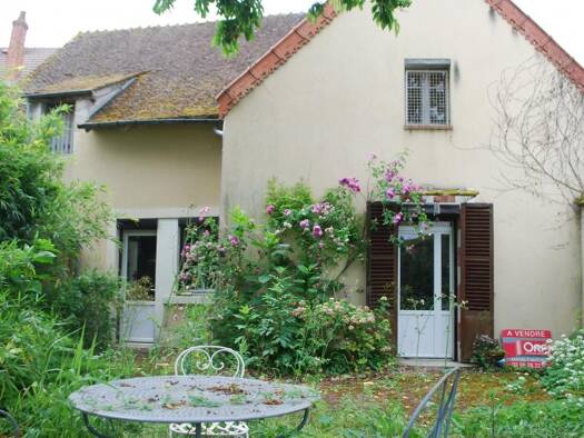 Maison de ville à vendre 169 000 € 7 pièces 5 chambres 150 m² 600 m² de terrain Centre Ville Cosne-cours-sur-Loire 58200