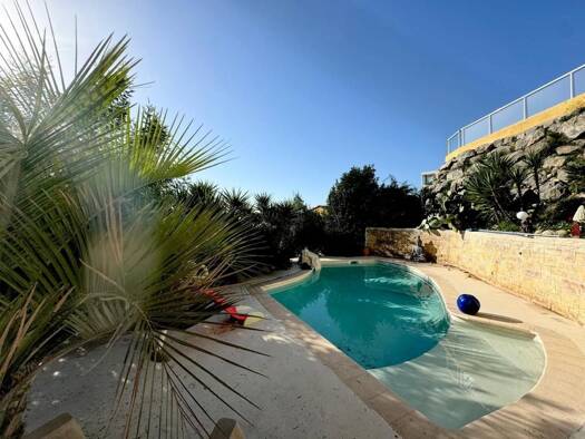 Maison à vendre 895 000 € 7 pièces 5 chambres 289 m² 6 190 m² de terrain Saint-Blaise 06670