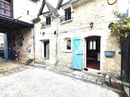 Maison à louer 1 300 € 3 pièces 2 chambres 105 m² 50 m² de terrain Arronville 95810