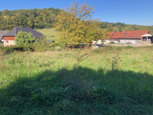 Terrain constructible à vendre 240 000 € 647 m² de terrain Chilly 74270