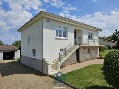 Maison à vendre 272 000 € 7 pièces 4 chambres 160 m² 1 370 m² de terrain La Goutelle 63230