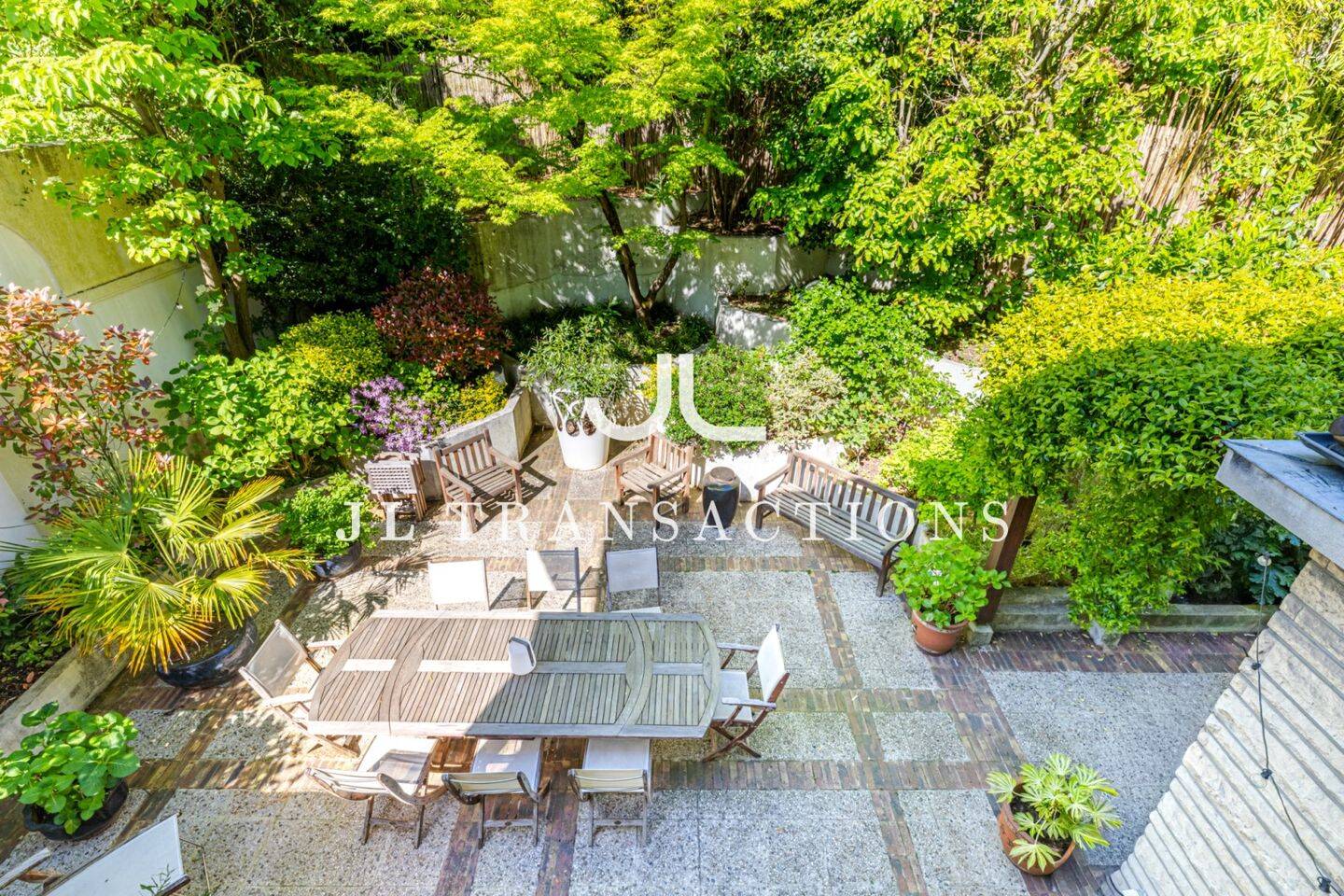 Maison à vendre, 360m², SURESNES