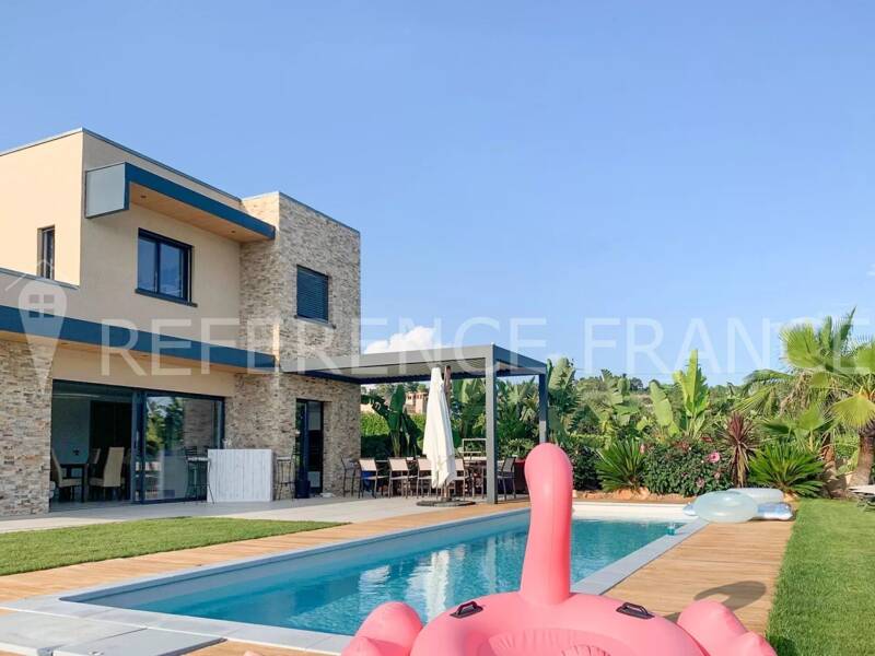 Maison à louer, 170m², MOUGINS