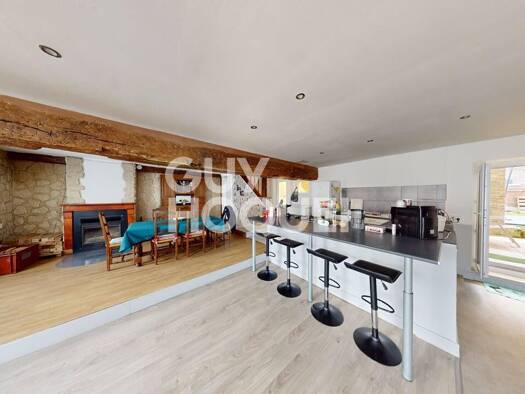 Maison à vendre 204 000 € 5 pièces 3 chambres 122 m² 477 m² de terrain Montmort Lucy 51270