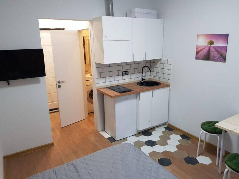 Maison à louer, 16m², PARIS 17E