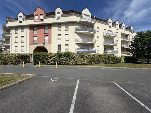 Appartement à vendre 154 000 € 2 pièces 1 chambre 41,4 m² Étage 4/4 Rive de Seine Sud Est Melun 77000