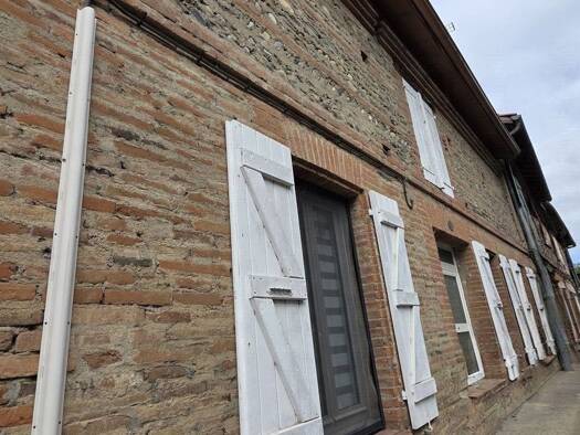 Maison à vendre 287 500 € 4 pièces 2 chambres 137 m² 521 m² de terrain Cugnaux 31270