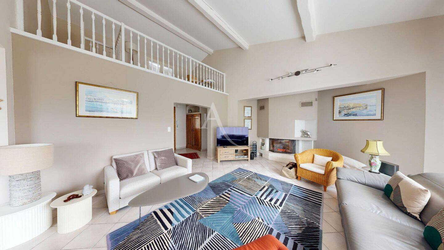Maison à vendre, 175m², VILLEMOUSTAUSSOU