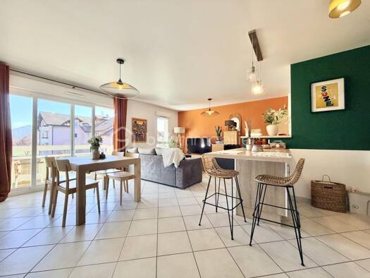 Appartement à vendre 310 000 € 2 pièces 1 chambre 52,8 m² Étage 1/3 Villaz 74370