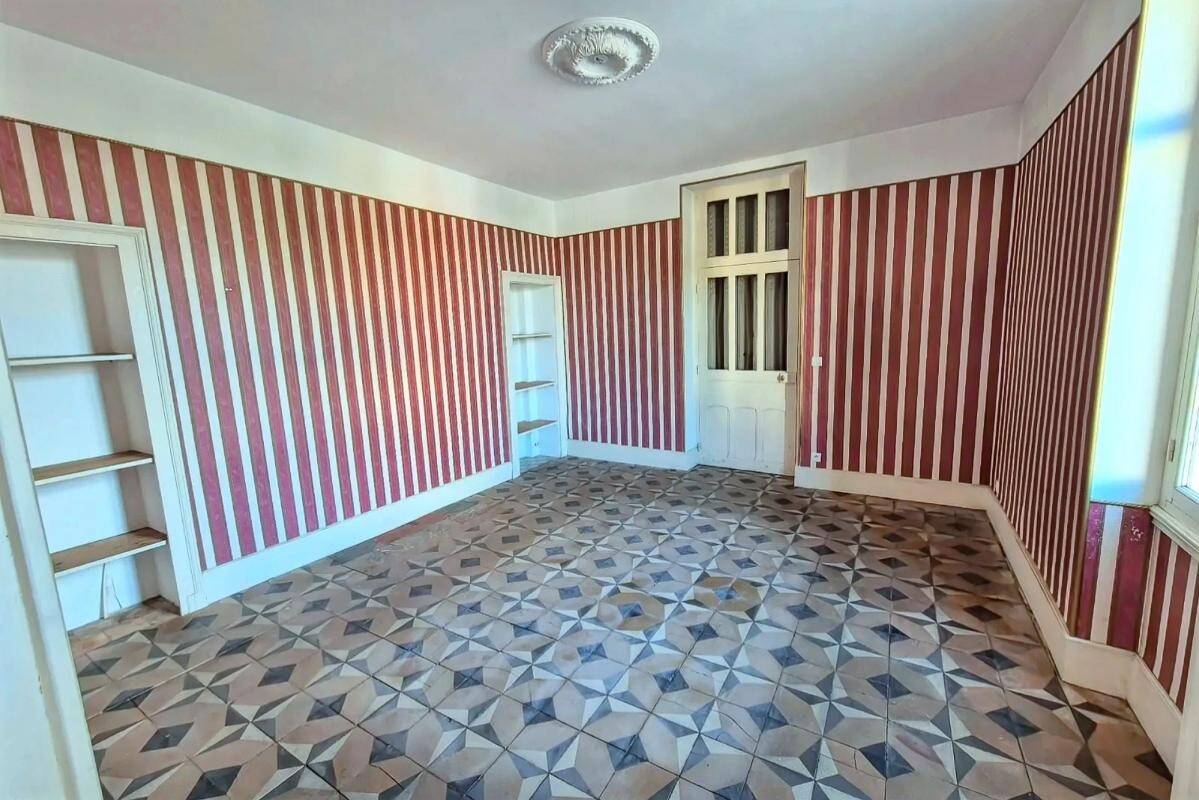 Maison à vendre, 198m², LA CHATRE