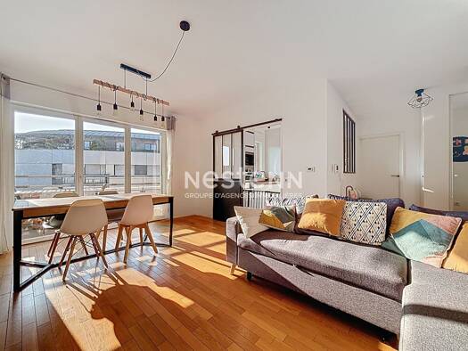 Appartement à vendre 599 000 € 3 pièces 2 chambres 70 m² Étage 5/6 Issy-les-Moulineaux 92130