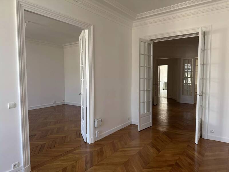 Maison à louer, 256m², PARIS 16E