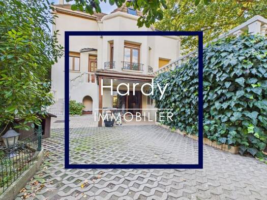 Maison à vendre 519 000 € 9 pièces 6 chambres 266,4 m² 1 024 m² de terrain Conflans-Sainte-Honorine 78700