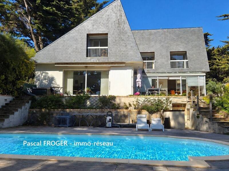 Maison à vendre, 328m², LE POULIGUEN