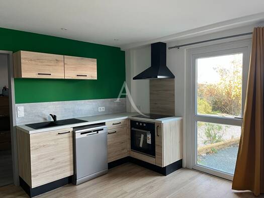 Appartement à louer 750 € 3 pièces 2 chambres 73 m² RDC Beauvoir-sur-Mer 85230