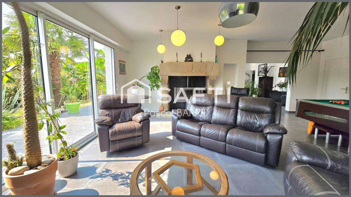 Maison à vendre, 301m², NIEUL LE DOLENT