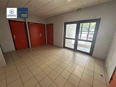 Local commercial à louer 120 € Centre Soissons 02200